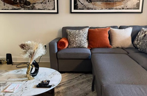 East Harlem Apartment | Charming 1-bedroom apartment in awesome New York with WiFi, AC, fitness room
