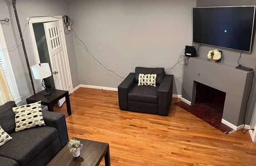 Flatlands Apartment | Charming apartment in awesome Brooklyn.