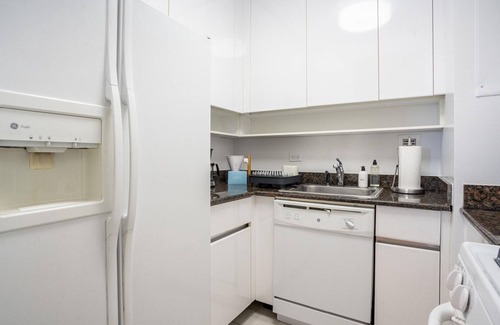 Sutton Place Apartment | Charming Midtown East 2BR w/Elevator & Gym, nr Bloomingdales, by Blueground