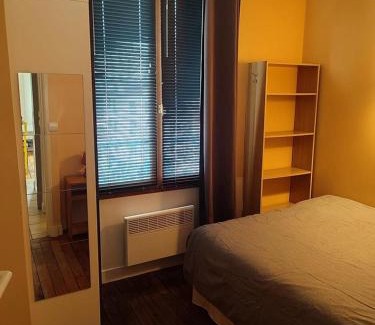 Republique–Point-du-Jour Apartment | Chez Antoine