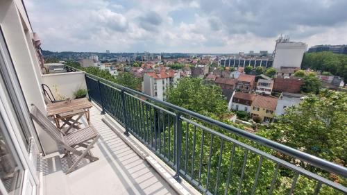 Cachan House | City View Room near Paris 15 mins to Châtelet