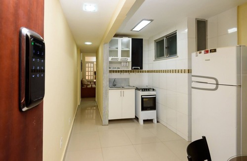 Copacabana Apartment | Comfortable studio for 4 persons in Copacabana