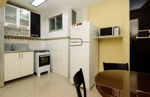 Copacabana Apartment | Comfortable studio for 4 persons in Copacabana