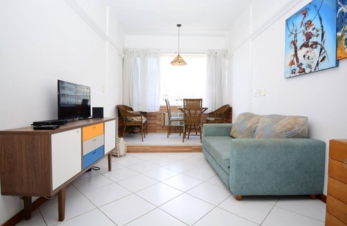 Copacabana Apartment | Copacabana Sea – Beach & Leisure - Sleeps 5