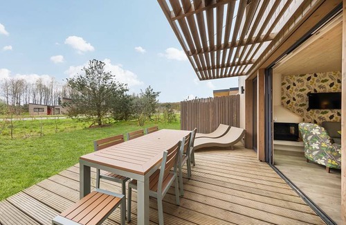 Bailly-Romainvilliers Cottage | Cottage ∙ 3 bedrooms ∙ 6 guests