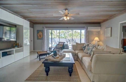Westward Villas Subdivision House | Cozy 2-Bedroom Retreat