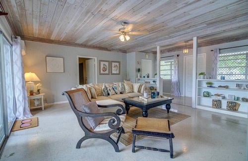 Westward Villas Subdivision House | Cozy 2-Bedroom Retreat