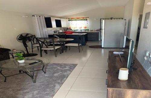 Spring Village House | Cozy Vacation Rental for the family nn