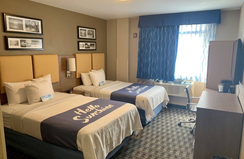 Borough Park Hotel | Days Inn by Wyndham Brooklyn Borough Park