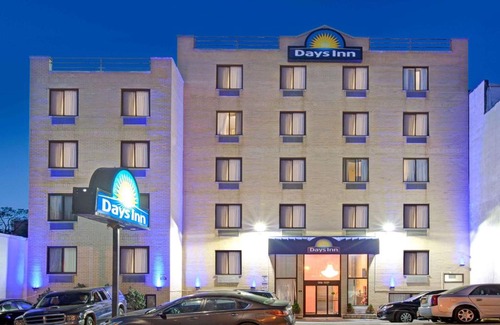 Brooklyn Hotel | Days Inn by Wyndham Brooklyn