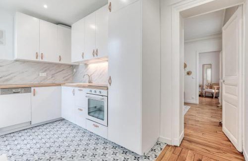 Quartier de Rochechouart Apartment | Delta - Appartement parisien - 9e