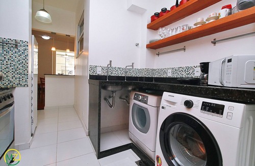Copacabana Apartment | Economic and Spacious apartment for 6 persons