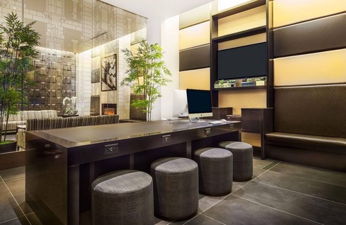 Koreatown Hotel | Excellent Part of NY to Stay! 4 Elegant Units, Onsite Dining, Pet-friendly!
