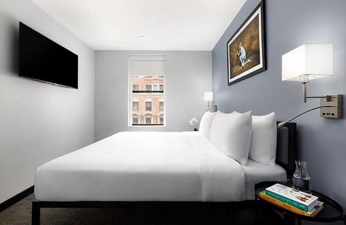 Central New York City House | Explore the Bright Lights of Broadway! Near Museum of Modern Art, City View