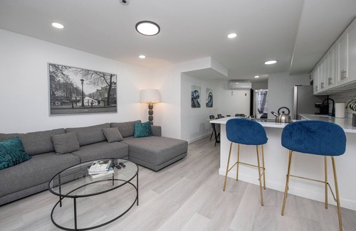 Sutton Place Apartment | Exquisite 4-Bedroom Luxury Duplex in Midtown Manhattan