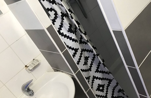 Quartier de la Goutte-d'Or Hotel | FM Hotel