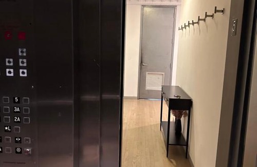 Peter Cooper Village Apartment | Gramercy Park 5 Bedroom Penthouse Loft with Private Rooftop
