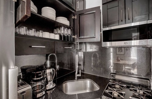 Kips Bay Apartment | Great Murray Hill 2BR w/W/D, nr Groceries & Hospital, by Blueground