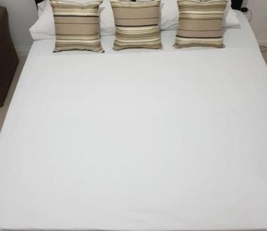 Kingston Apartment | Harloe's Place