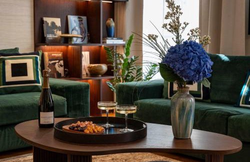 Porte-Saint-Martin Apartment | Haut Marais - My Showroom