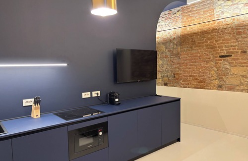 Verona City Centre Apartment | Heritage modern flat in Verona's heart