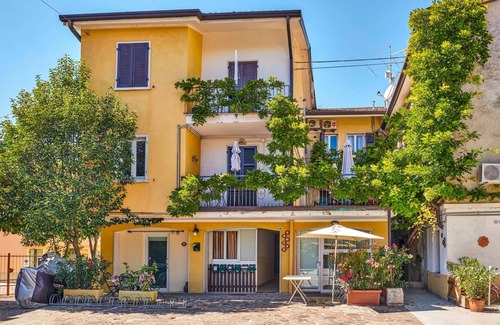 Lazise Apartment | Holiday apartment Lazise for 1 - 5 persons with 1 bedroom - Holiday apartment in one or multi-family