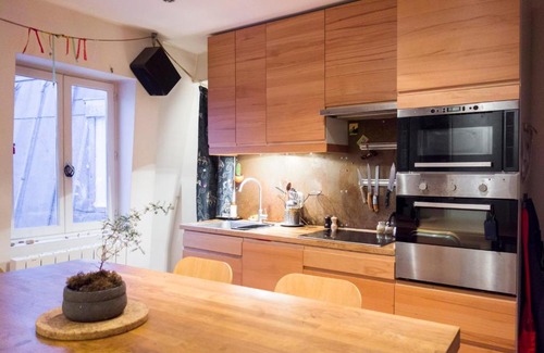 Quartier de la Goutte-d'Or Apartment | HostnFly apartments - Charming bright apartment near Sacré-Coeur