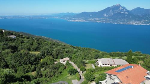 San Zeno di Montagna House | Hotel Laguna