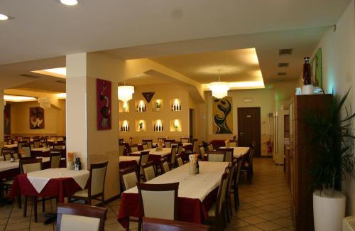 Corrubbio Hotel | Hotel Moro Freoni