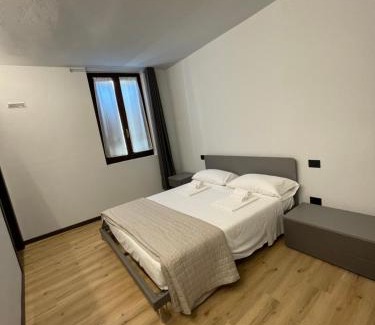 Peschiera del Garda City Centre House | I Bastioni Rooms