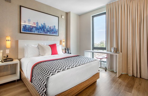 Brooklyn Hotel | Insignia Hotel, Ascend Hotel Collection