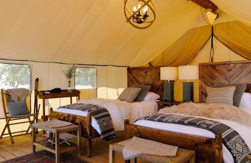 Manhattan Hotel | Journey Family Tent | Collective | Island Retreat for Four Guests