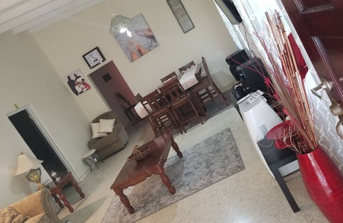 Port Morant House | Kingvilla