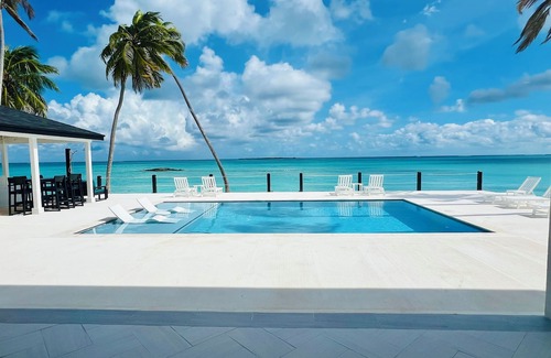 Tar Bay House | KPOW on the Beach - Brand New 5 bedroom Luxury Beachfront House!