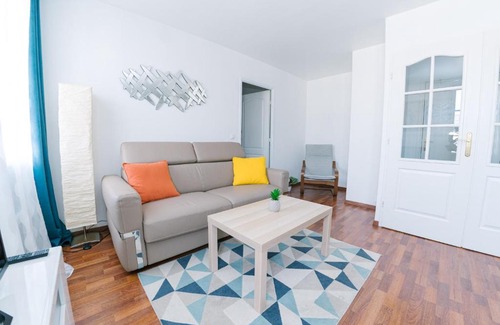 Serris Apartment | Le Merveilleux-T2-47m2-Face Val d'Europe-Disney