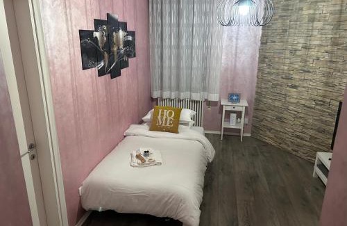 Padova Apartment | Lovely Bridge View Apartment Close to Padua City Center