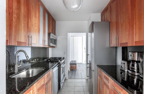 Kips Bay Apartment | Lovely Murray Hill 3BR w/Gym & Lounge, nr East River, by Blueground