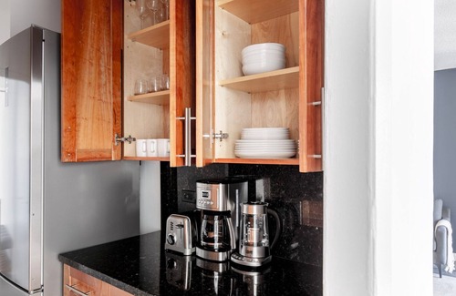 Kips Bay Apartment | Lovely Murray Hill 3BR w/Gym & Lounge, nr East River, by Blueground