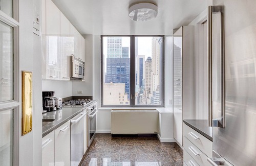 Sutton Place House | Luxe Midtown East 5BR w/W/D & Balconies, nr Central Park, by Blueground