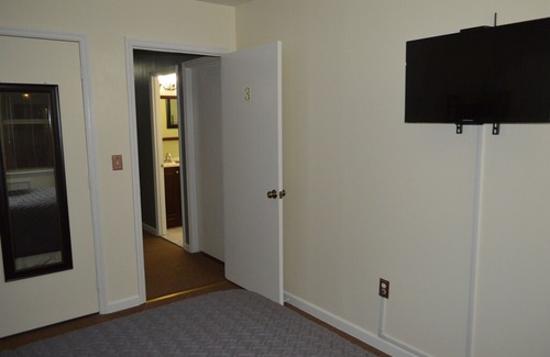 Ocean Hill Apartment | Luxurious Brooklyn Getaway - Two Bedroom Apartment