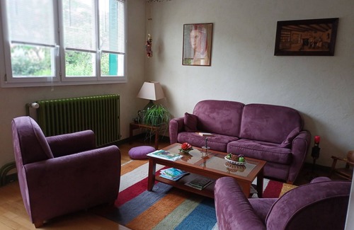 Antony House | Maison en Banlieue Parisienne- 7 Personnes