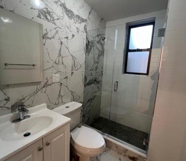 East Harlem Apartment | Modern Apartment By Central Park 3BR