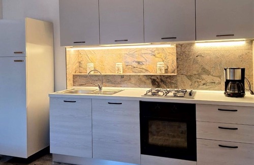 Brenzone sul Garda Apartment | Nice apartment for 4 guests with pool, WIFI, TV, terrace and parking