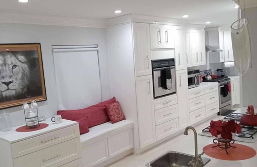 Yeoman Wood House | Perfect get away from big city life