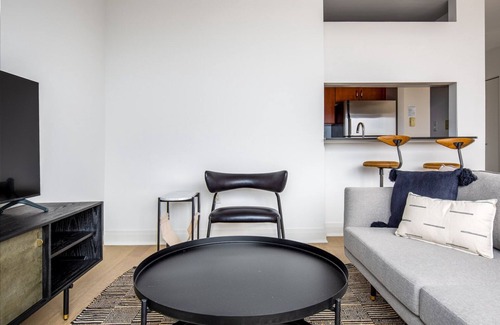 Kips Bay Apartment | Premium Murray Hill 1BR w/Gym, Doorman, Pool, Rooftop, by Blueground