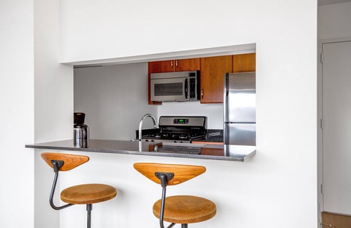 Kips Bay Apartment | Premium Murray Hill 1BR w/Gym, Doorman, Pool, Rooftop, by Blueground