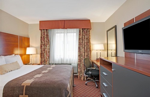 Willowbrook Hotel | Ramada by Wyndham Staten Island