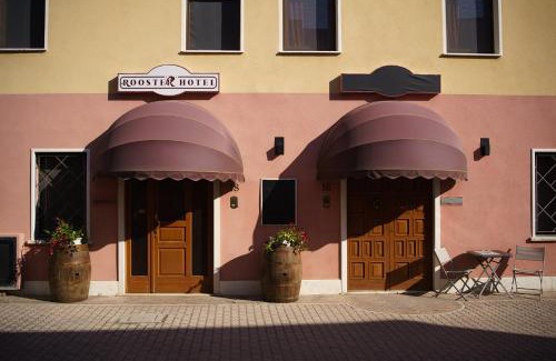 Sanguinetto Hotel | Rooster Hotel