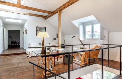 Quartier des Invalides Apartment | Rue Bourgogne-St Germain Des Pres,representing height of luxury Parisian living