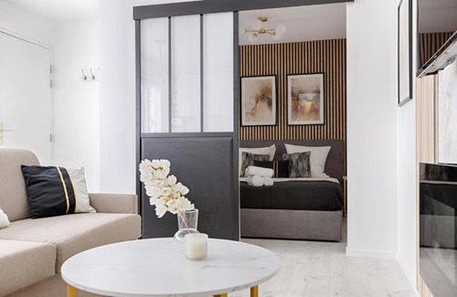 Bercy Apartment | Saint Antoine Marais Charming Apartment 1BR